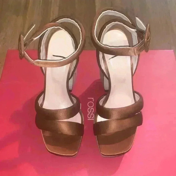 Si Rossi Satin Platform Sandal - Picture 12 of 15